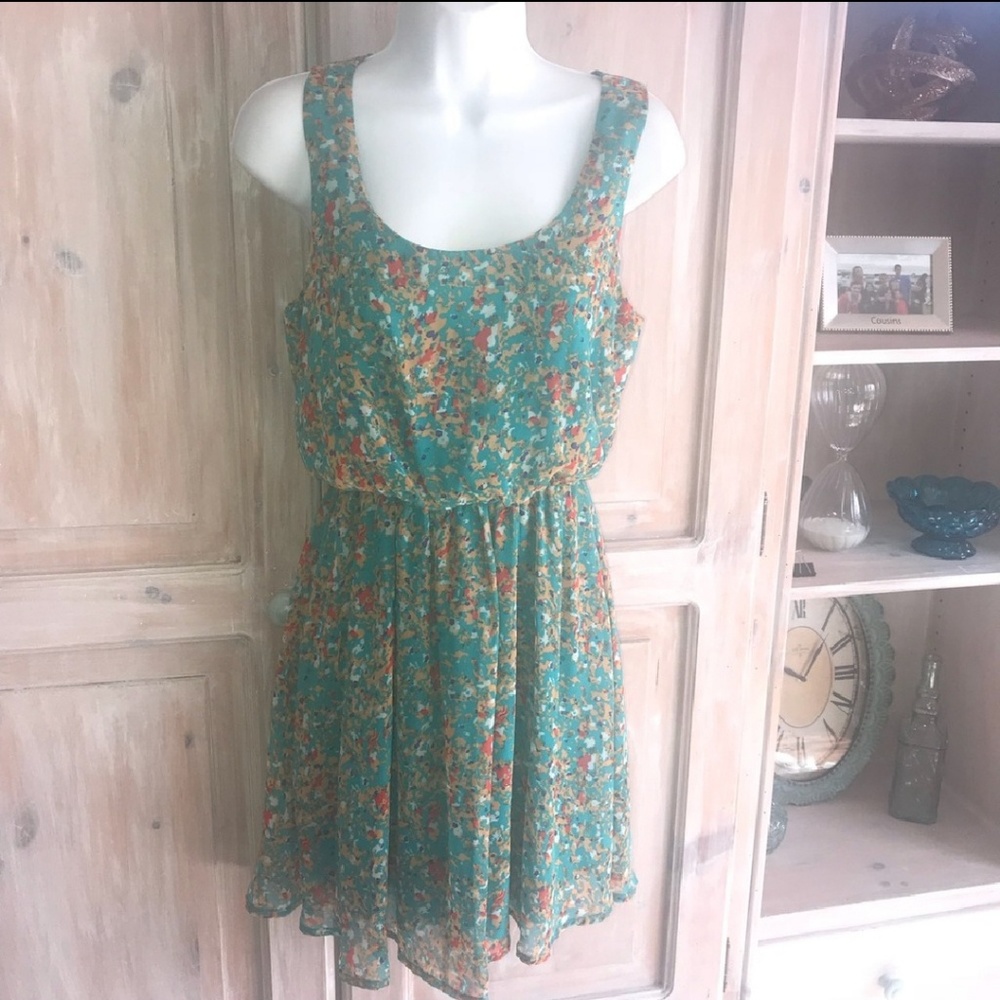 *SALE* 🪅 Nordstrom LUSH Floral Sundress 🪅